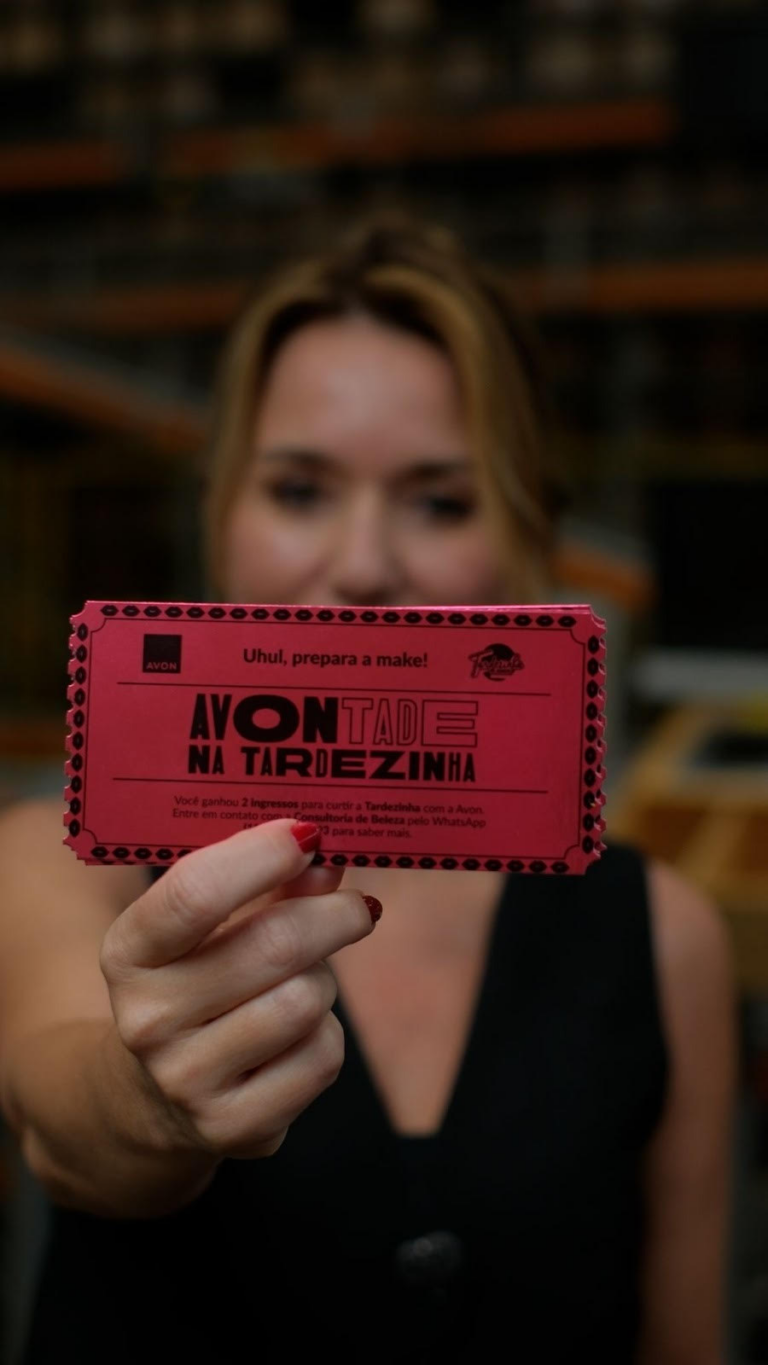 Avon surpreende Consultoras de Beleza com ingressos para curtir a Tardezinha